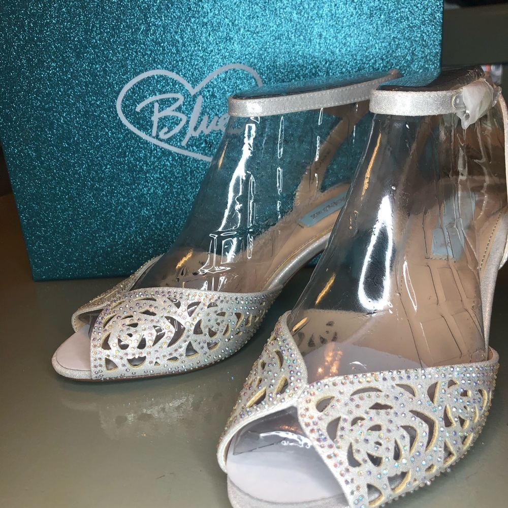 🆕🆕🆕Something blue for your wedding
